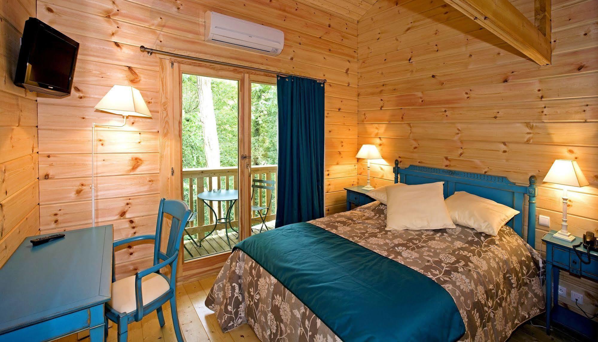 Les Grands Frenes Bed & Breakfast Plaine-de-Walsch Bagian luar foto