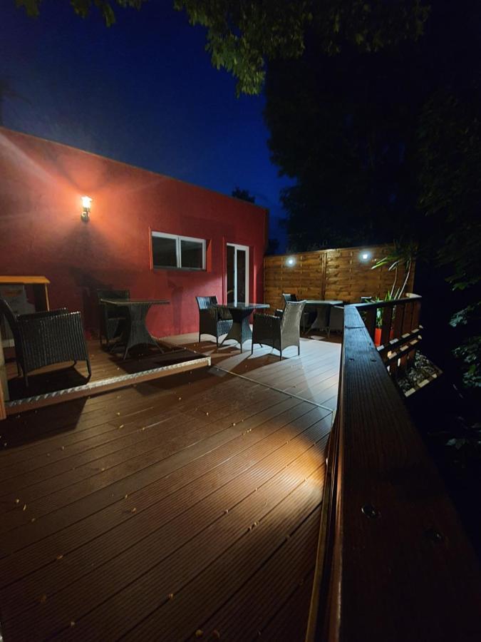 Les Grands Frenes Bed & Breakfast Plaine-de-Walsch Bagian luar foto