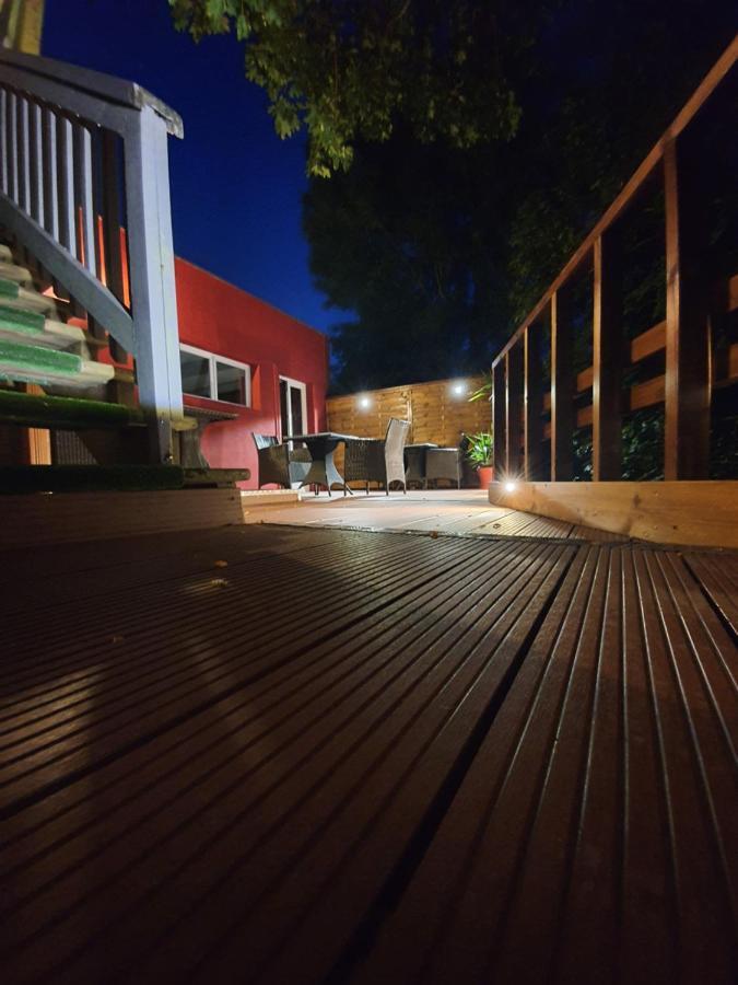 Les Grands Frenes Bed & Breakfast Plaine-de-Walsch Bagian luar foto